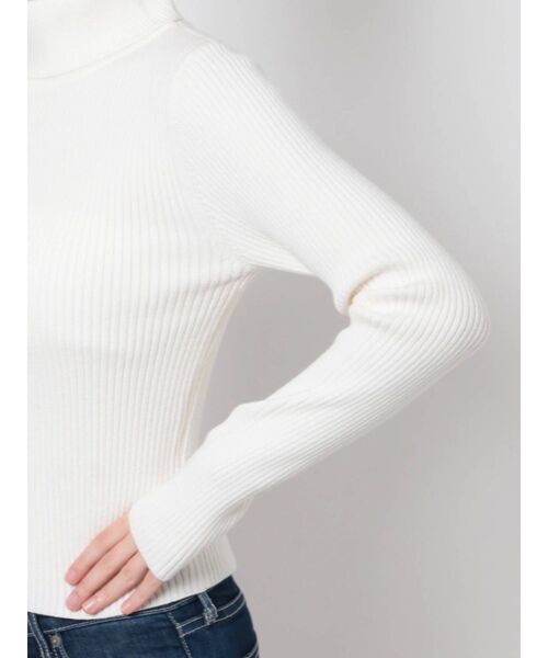 GYDA（ジェイダ）の「タートルネック リブニットトップス（ニット/セーター・レディース・オフホワイト/チャコールグレー/ブラック・FREE）」の21枚目の写真