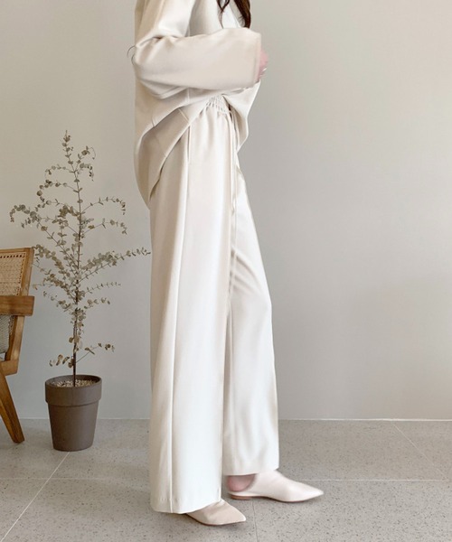 Dita Muaj.（ディータムアージュ）の「センタープレスワイドパンツ（スラックス・レディース・ブラック/アイボリー・S/M）」の10枚目の写真