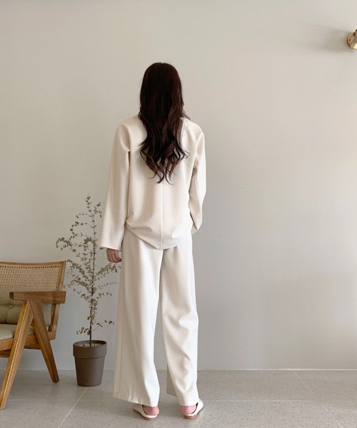 Dita Muaj.（ディータムアージュ）の「センタープレスワイドパンツ（スラックス・レディース・ブラック/アイボリー・S/M）」の4枚目の写真