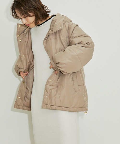 vis-`a-vis（ビサビ）の「【2WAY】ファイバーダウンミドル丈フード付き