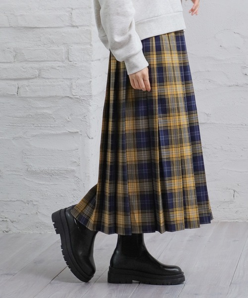 Honeys(ハニーズ)の「ロングプリーツスカート(スカート・レディース・レッド系その他/グリーン/ネイビー系/ブラック・L/M/S)」の7枚目の写真