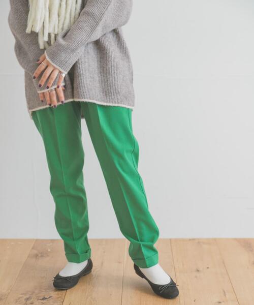 ITEMS URBANRESEARCH(アイテムズ アーバンリサーチ)の「『UR TECH』テーパードイージーパンツ(その他パンツ・レディース・ブラック/ネイビー/ベージュ/グリーン・SMALL/MEDIUM)」の1枚目の写真