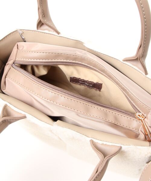 COOCO（クーコ）の「【COOCO】ポーチ付きエコボアメッシュ２WAYトートバッグ(826422)（トートバッグ・レディース・グレー/ホワイト/ブラウン・ALL）」の5枚目の写真