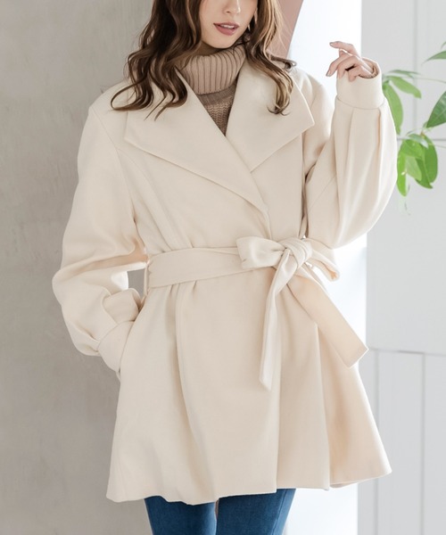 Julia Boutique(ジュリアブティック)の「バルーンスリーブミディ丈コート/22565(その他アウター・レディース・ブラック/ピンクベージュ/ライトベージュ・ONE)」の2枚目の写真