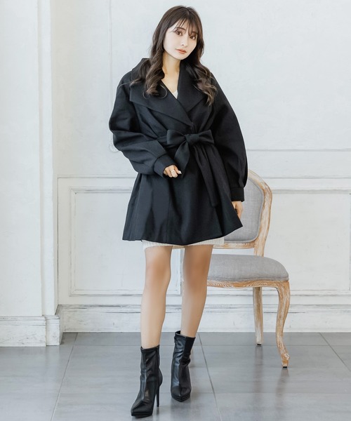 Julia Boutique(ジュリアブティック)の「バルーンスリーブミディ丈コート/22565(その他アウター・レディース・ブラック/ピンクベージュ/ライトベージュ・ONE)」の4枚目の写真