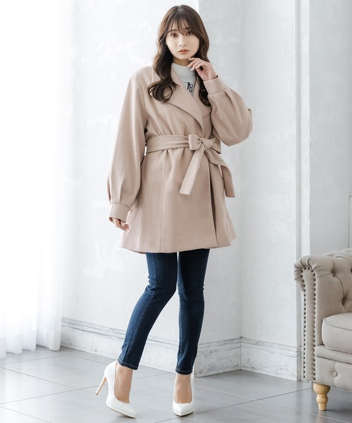 Julia Boutique(ジュリアブティック)の「バルーンスリーブミディ丈コート/22565(その他アウター・レディース・ブラック/ピンクベージュ/ライトベージュ・ONE)」の5枚目の写真