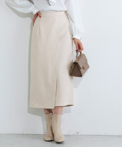 Pierrot（ピエロ）の「カットスエードラップスカート（スカート・レディース・アイボリー/ライトグレー/ブラウン系その他/グリーン系その他/モカ/ベージュ/アッシュ/パープル系その他/グレー・M/L）」の2枚目の写真
