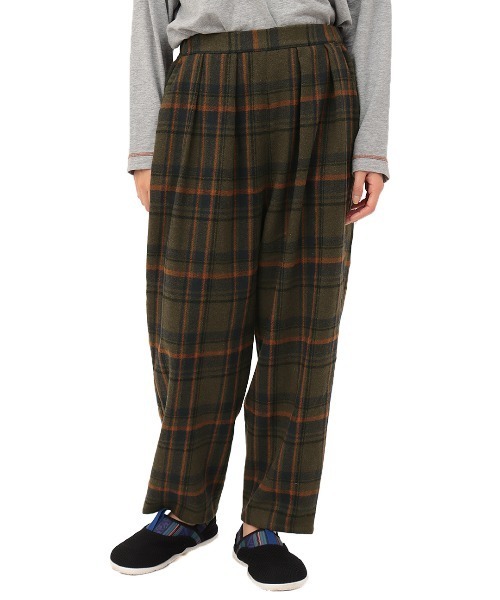 チチカカ（チチカカ）の「ワイドタックチェックパンツ（その他パンツ・レディース・ネイビー/ベージュ/カーキ・FREE）」の12枚目の写真