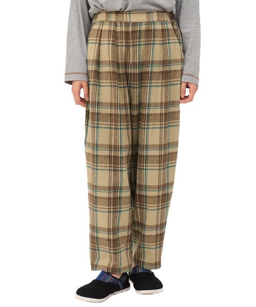 チチカカ（チチカカ）の「ワイドタックチェックパンツ（その他パンツ・レディース・ネイビー/ベージュ/カーキ・FREE）」の11枚目の写真