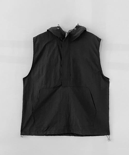 FOLLOWIN（フォロウィン）の「【UNISEX】ストリートフードアノラックベスト（ベスト・レディース・チャコール/レッド/ブラック・FREE）」の10枚目の写真