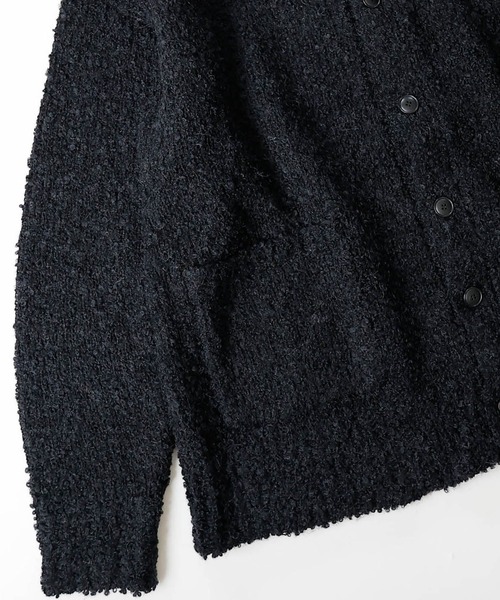 NUMBER (N)INE(ナンバーナイン)の「NUMBER (N)INE/ナンバーナイン ALPACA BORDER KNIT BIG CARDIGAN/ウールアルパカ混 ブークレーニット ワイドボーダー/ソリッド オーバーサイズカーディガン(カーディガン/ボレロ・メンズ・ブラック/グレー系その他/グレー/イエロー/レッド系その他/バーガンディー・2/3/4)」の7枚目の写真