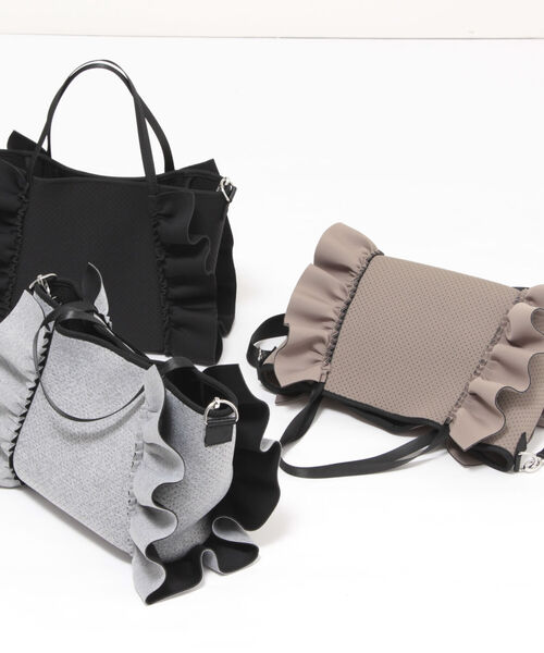 NOLLEY’S（ノーリーズ）の「ネオプレーンフリルトート（トートバッグ・レディース・ライトグレー/ブラック/カーキ・FREE）」の19枚目の写真