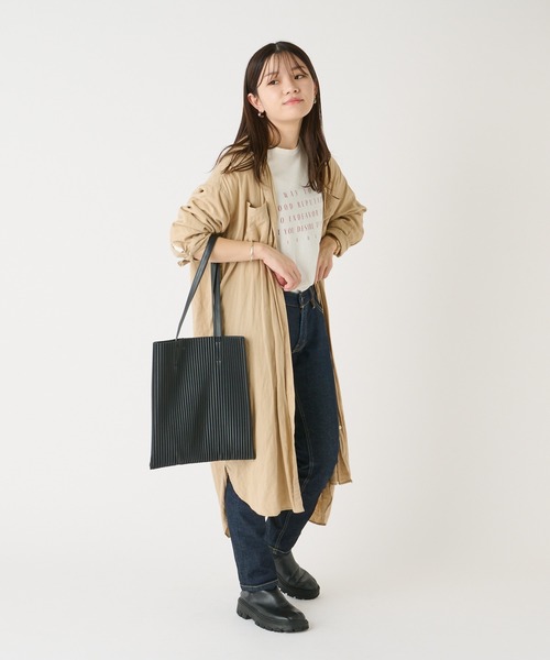 Actually（アクチュアリー）の「フェイクレザー プリーツトート（トートバッグ・レディース・ブラック/シルバー・フリー）」の19枚目の写真