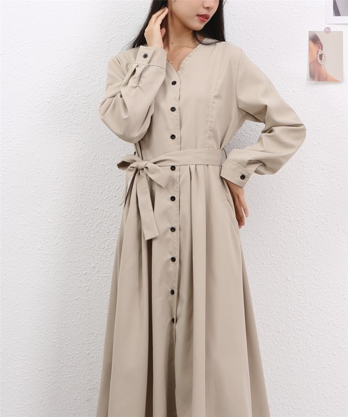 MAISON DE THERESE(メゾン ド テレーズ)の「Vネックロングシャツワンピース(シャツワンピース・レディース・グレイッシュベージュ・L)」の2枚目の写真