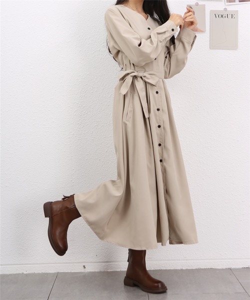 MAISON DE THERESE(メゾン ド テレーズ)の「Vネックロングシャツワンピース(シャツワンピース・レディース・グレイッシュベージュ・L)」の7枚目の写真