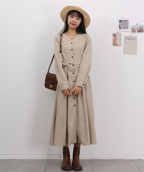 MAISON DE THERESE(メゾン ド テレーズ)の「Vネックロングシャツワンピース(シャツワンピース・レディース・グレイッシュベージュ・L)」の20枚目の写真