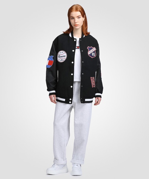 tommy jeans（トミー ジーンズ）の「オーバーサイズレターマン 