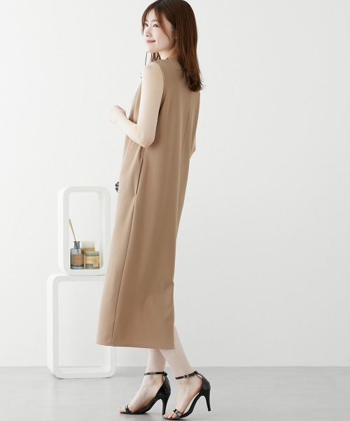 nissen（ニッセン）の「リップルジャンパースカート（Vネック・キーネック）（ジャンパースカート・レディース・ベージュ/グリーン/ブラウン/ベージュ系その他/ブラック系その他/ブラック/ブラウン系その他/ネイビー・L-XL/S-M）」の20枚目の写真