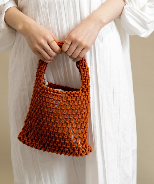 SMELLY(スメリー)の「メッシュミニバッグ(ハンドバッグ・レディース・アイボリー/ライトブラウン/ミント・-)」の8枚目の写真