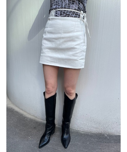 ENVYM(アンビー)の「ウエスタンライクSK(スカート・レディース・ブラック/ベージュ/ホワイト・SMALL/MEDIUM)」の2枚目の写真