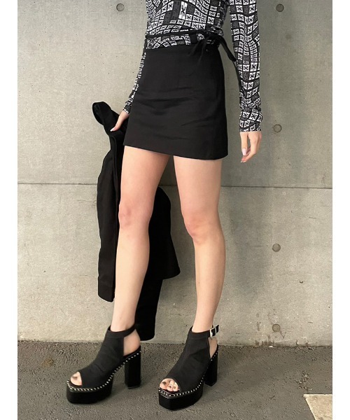 ENVYM(アンビー)の「ウエスタンライクSK(スカート・レディース・ブラック/ベージュ/ホワイト・SMALL/MEDIUM)」の7枚目の写真