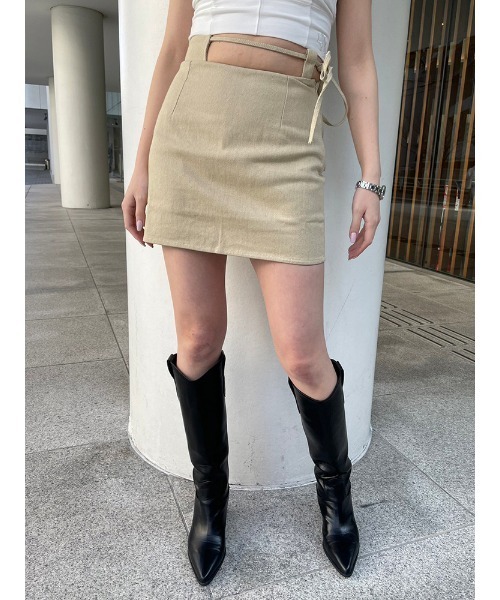 ENVYM(アンビー)の「ウエスタンライクSK(スカート・レディース・ブラック/ベージュ/ホワイト・SMALL/MEDIUM)」の18枚目の写真