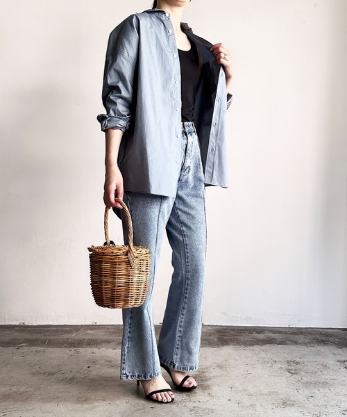 COMMON WARE（コモンウェアー）の「COMMONWARE:12ozデニムピンタックフレアパンツ（デニムパンツ・メンズ・ケミカルウォッシュ/インディゴブルー/ライトインディゴブルー/ブラック系/ブラック・L/XL/M）」の15枚目の写真