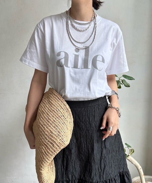 DouDou(ドゥドゥ)の「aileフロッキーロゴTEE(Tシャツ/カットソー・レディース・ホワイト系その他/ホワイト/チャコールグレー/ライトグレー/ネイビー/ピンク・FREE)」の2枚目の写真