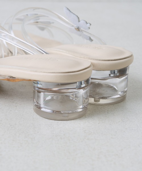 one after another NICE CLAUP（ワンアフターアナザーナイスクラップ）の「華やかな存在感。ビジューバタフライサンダル（サンダル・レディース・クリア/その他・SMALL/MEDIUM/LARGE）」の10枚目の写真