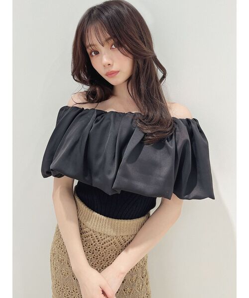 RESEXXY(リゼクシー)の「ラッフルドッキングオフショルニットトップス(ニット/セーター・レディース・ブラック/ブルー/アイボリー・FREE)」の9枚目の写真