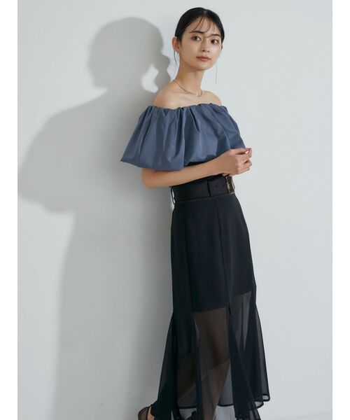 RESEXXY(リゼクシー)の「ラッフルドッキングオフショルニットトップス(ニット/セーター・レディース・ブラック/ブルー/アイボリー・FREE)」の20枚目の写真