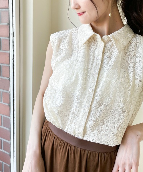 Andemiu（アンデミュウ）の「ソウレースノースリーブブラウス905832  