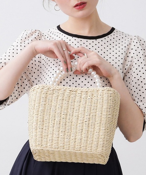 couture brooch（クチュールブローチ）の「◆パール調ハンドルバッグ（ハンドバッグ・レディース・ブラック/ナチュラル・00）」の2枚目の写真