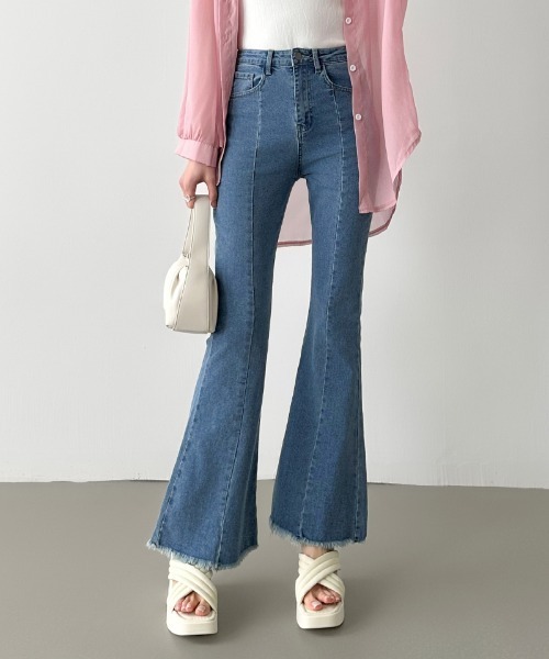 COCOMOMO（ココモモ）の「秋・冬も大活躍◎ ハイウエスト フレア デニムパンツ（デニムパンツ・レディース・ダークグレー/ライトブルー/ブラック・S/M）」の8枚目の写真