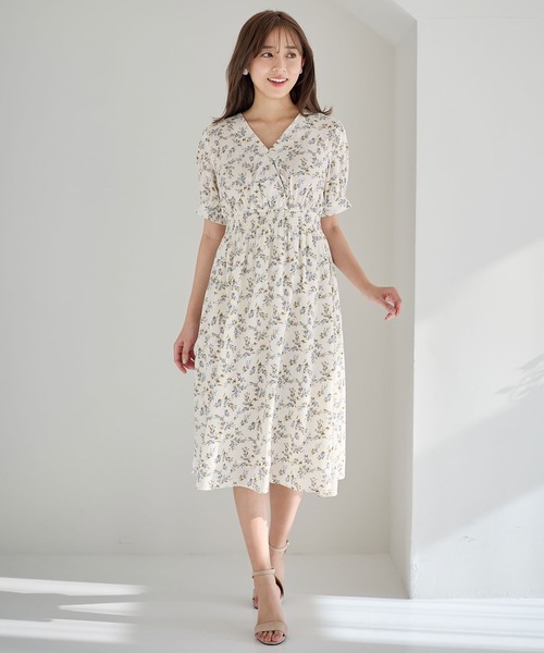 alotta(アロッタ)の「カシュクールプリントワンピース(ワンピース・レディース・ブラック系その他2/ホワイト系その他/ブラック系その他・M/L/LL/3L)」の7枚目の写真