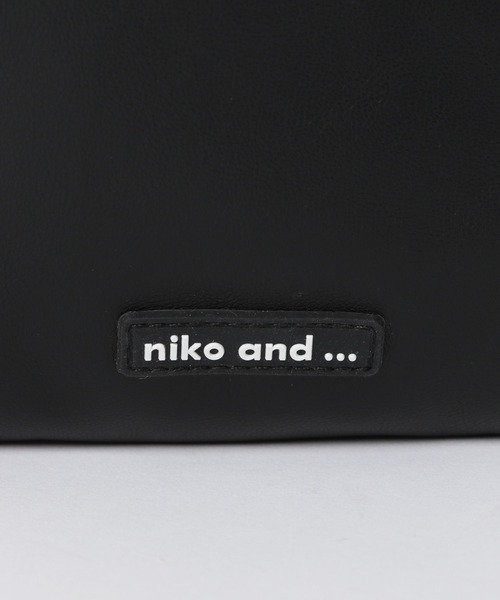niko and...（ニコアンド）の「オリジナル太コードショルダー巾着（ショルダーバッグ・レディース・ホワイト/ブラック・0）」の10枚目の写真