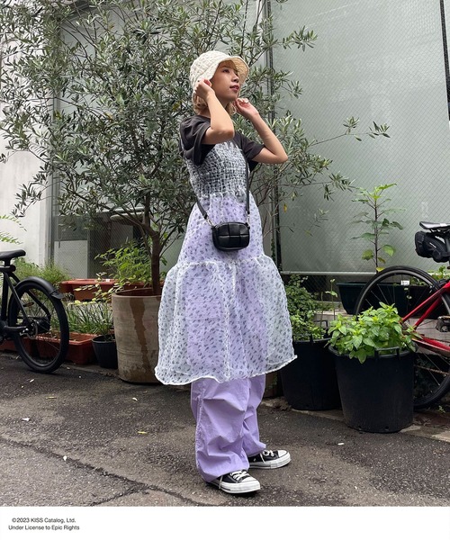 CIAOPANIC（チャオパニック）の「フラワープリントチュールキャミワンピース（ワンピース・レディース・ホワイト/ベージュ・FREE）」の5枚目の写真