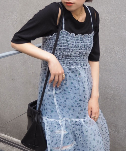 CIAOPANIC（チャオパニック）の「フラワープリントチュールキャミワンピース（ワンピース・レディース・ホワイト/ベージュ・FREE）」の19枚目の写真