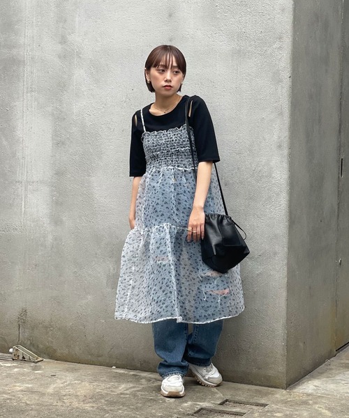 CIAOPANIC（チャオパニック）の「フラワープリントチュールキャミワンピース（ワンピース・レディース・ホワイト/ベージュ・FREE）」の9枚目の写真