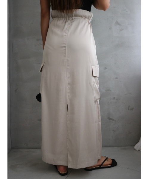 TRUNC（トランクエイティーエイト）の「Satin Drawstring Cargo Skirt（スカート・レディース・アイボリー/ブラック・FREE）」の14枚目の写真