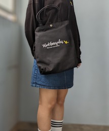 Mark Gonzales（マーク・ゴンザレス）の「MARK GONZALES ART WORK/マークゴンザレス　【Web限定】キャンバスA4 2WAYショルダーバッグ（ショルダーバッグ）」