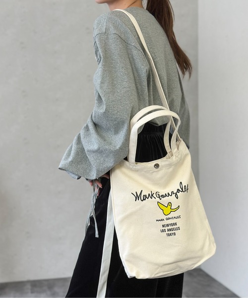 Mark Gonzales（マーク・ゴンザレス）の「MARK GONZALES ART WORK/マークゴンザレス　【Web限定】キャンバスA4 2WAYショルダーバッグ（ショルダーバッグ・メンズ・ホワイト系1/ホワイト系2/ブラック系1/ブラック系2・FREE）」の10枚目の写真