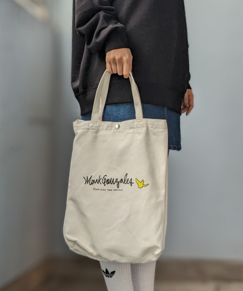 Mark Gonzales（マーク・ゴンザレス）の「MARK GONZALES ART WORK/マークゴンザレス　【Web限定】キャンバスA4 2WAYショルダーバッグ（ショルダーバッグ・メンズ・ホワイト系1/ホワイト系2/ブラック系1/ブラック系2・FREE）」の14枚目の写真
