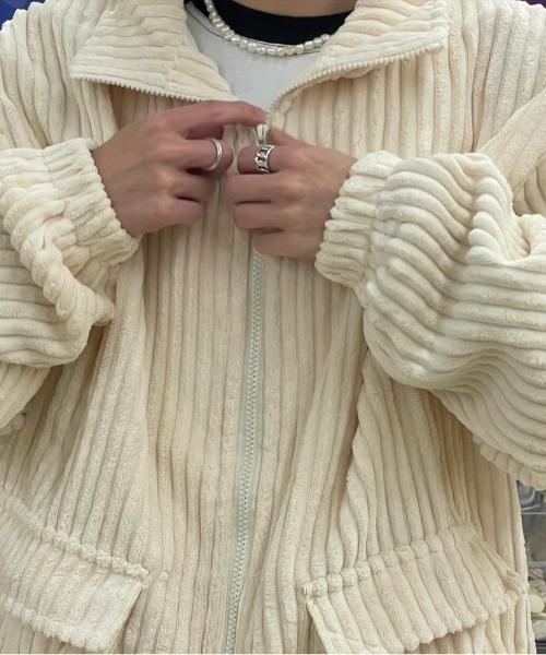 B.R.U（ブル）の「コーデュロイカジュアルブルゾン / 個性派アウター /（ブルゾン・メンズ・ライトグリーン/ブラック/アイボリー・FREE）」の2枚目の写真