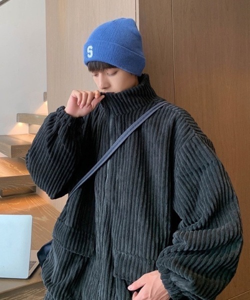 B.R.U（ブル）の「コーデュロイカジュアルブルゾン / 個性派アウター /（ブルゾン・メンズ・ライトグリーン/ブラック/アイボリー・FREE）」の3枚目の写真