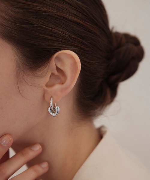 CENE（セネ）の「【CENE】セネ/ニュアンスハートフープピアス（ピアス（両耳用）・レディース・シルバー/ゴールド・FREE）」の15枚目の写真