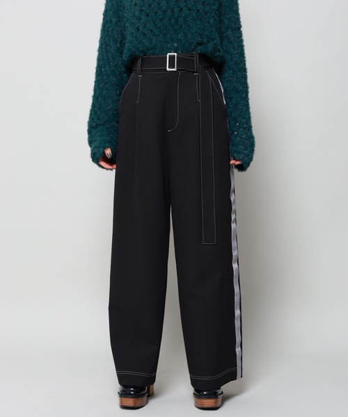 PAGEBOY(ページボーイ)の「ラインワイドパンツ(その他パンツ・レディース・ブラウン/ブラック/グレイッシュベージュ・FREE)」の19枚目の写真