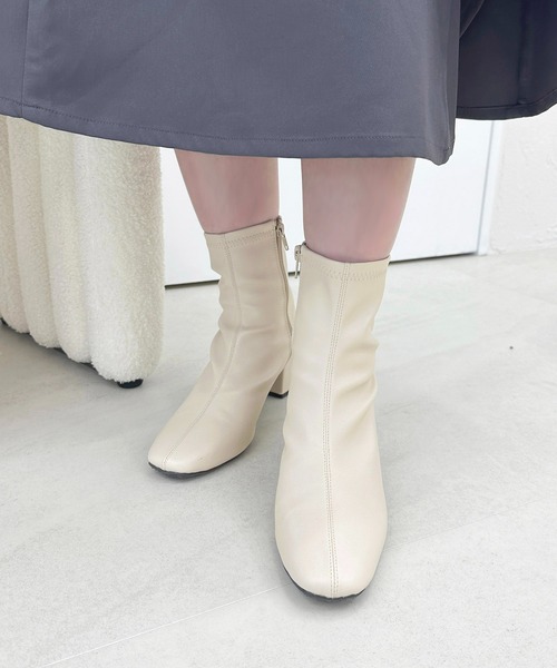 apres jour（アプレジュール）の「ショートブーツ【ZOZOTOWN限定アイテム】（ブーツ・レディース・ブラック/アイボリー/ダークブラウン・X-LARGE/SMALL/MEDIUM/LARGE）」の5枚目の写真