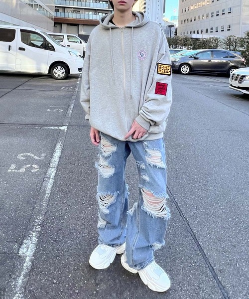 Figments(フィグメンツ)の「スーパーデストロイワイドデニムパンツ(デニムパンツ・レディース・ブラック/ライトブルー・MEDIUM/LARGE/SMALL)」の13枚目の写真