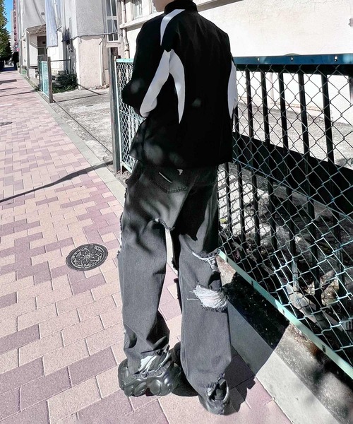 Figments(フィグメンツ)の「スーパーデストロイワイドデニムパンツ(デニムパンツ・レディース・ブラック/ライトブルー・MEDIUM/LARGE/SMALL)」の20枚目の写真